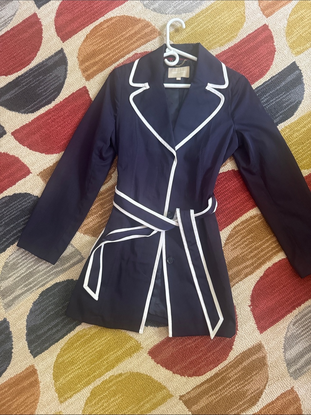 Banana republic coat size medium, navy